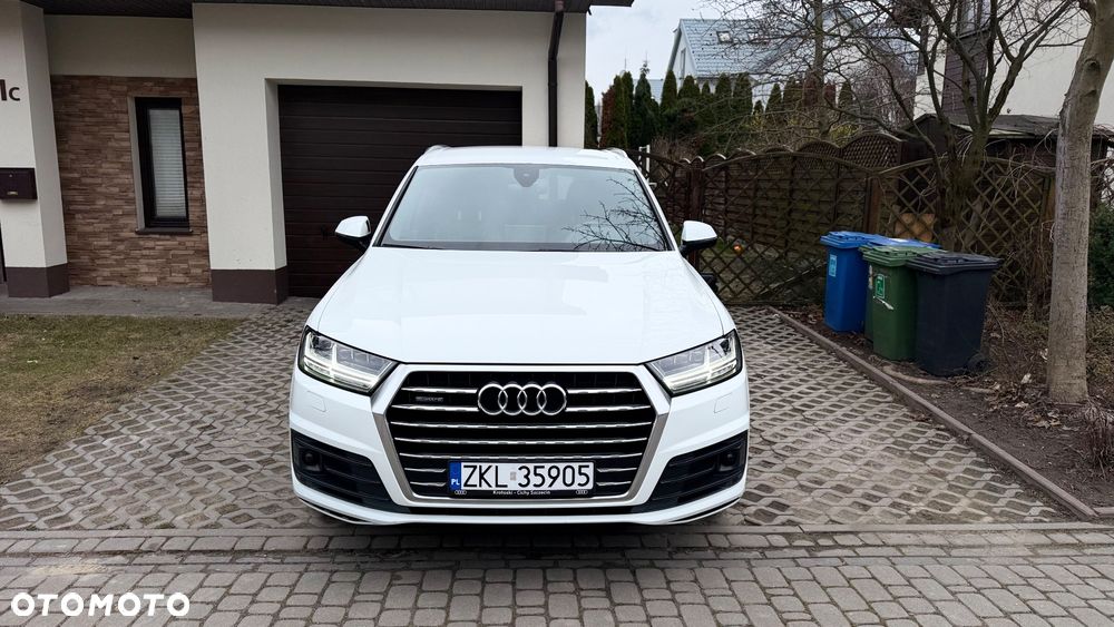 Audi Q7 - 2