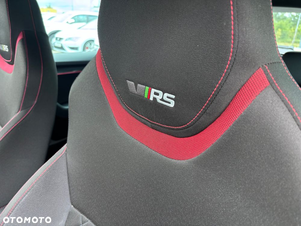 Skoda Octavia 2.0 TSI RS - 21
