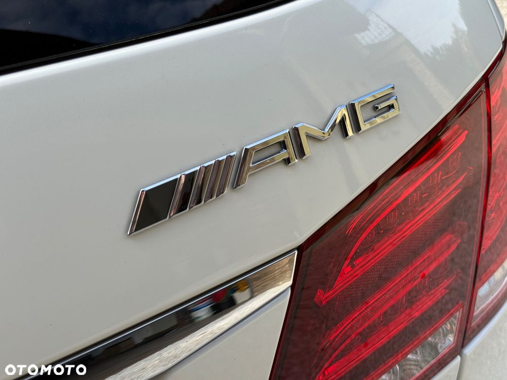Mercedes-Benz Klasa E 63 AMG 4Matic AMG Speedshift MCT - 11