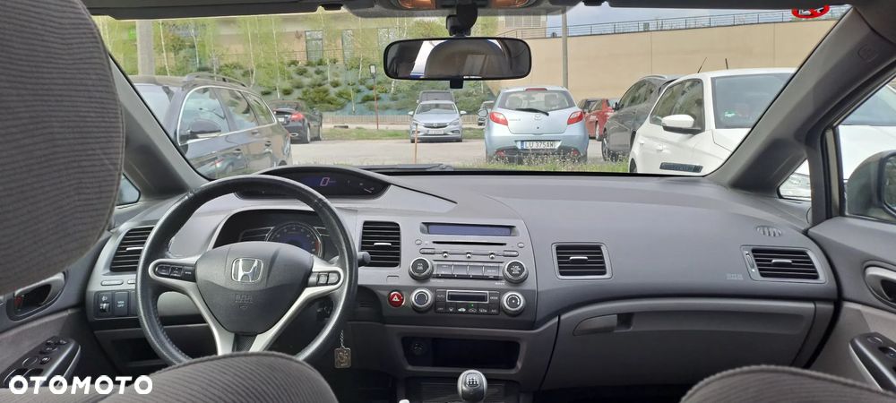 Honda Civic 1.8 Executive - 11