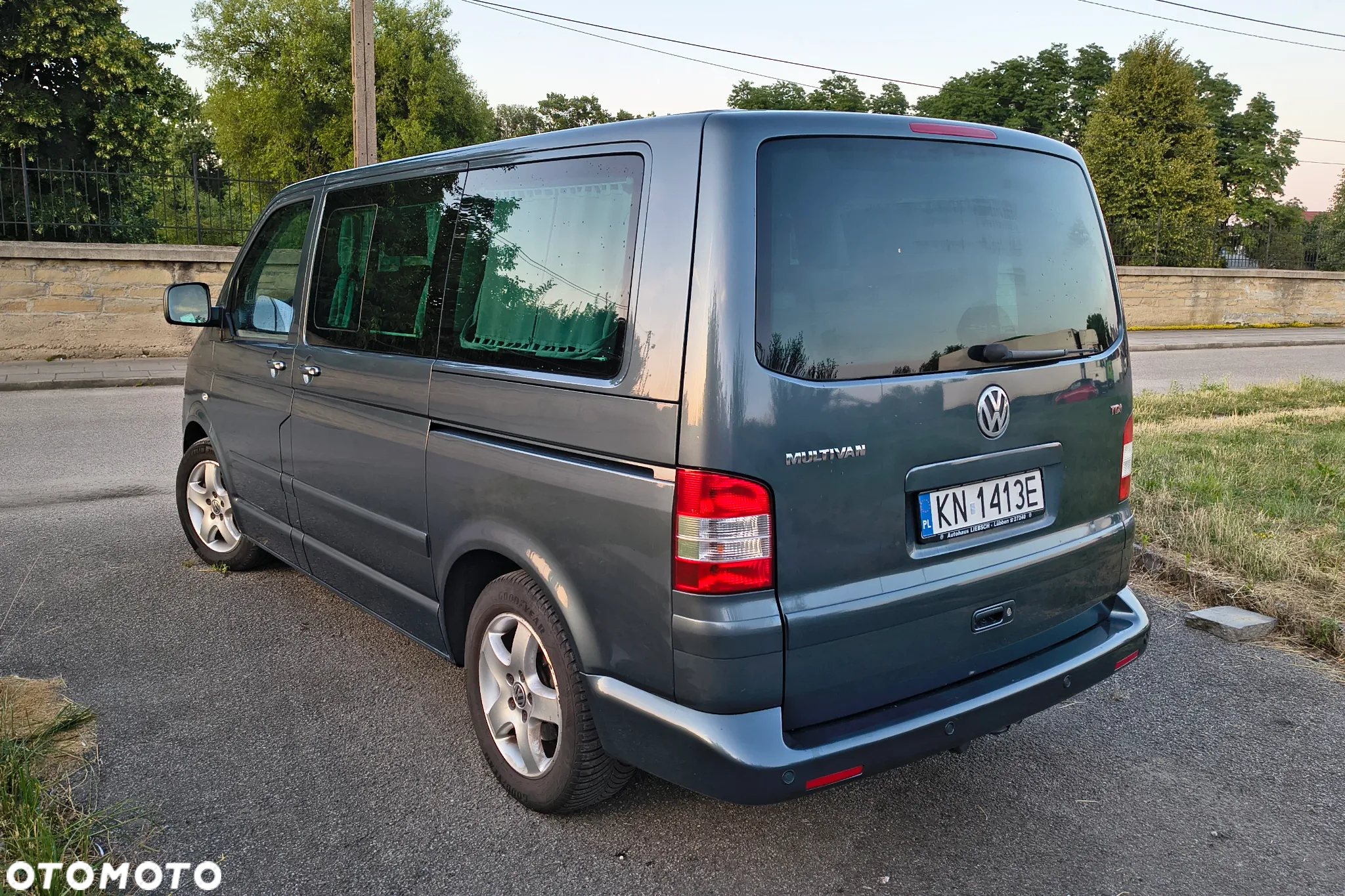 Volkswagen Multivan TDI L1 Highline - 3