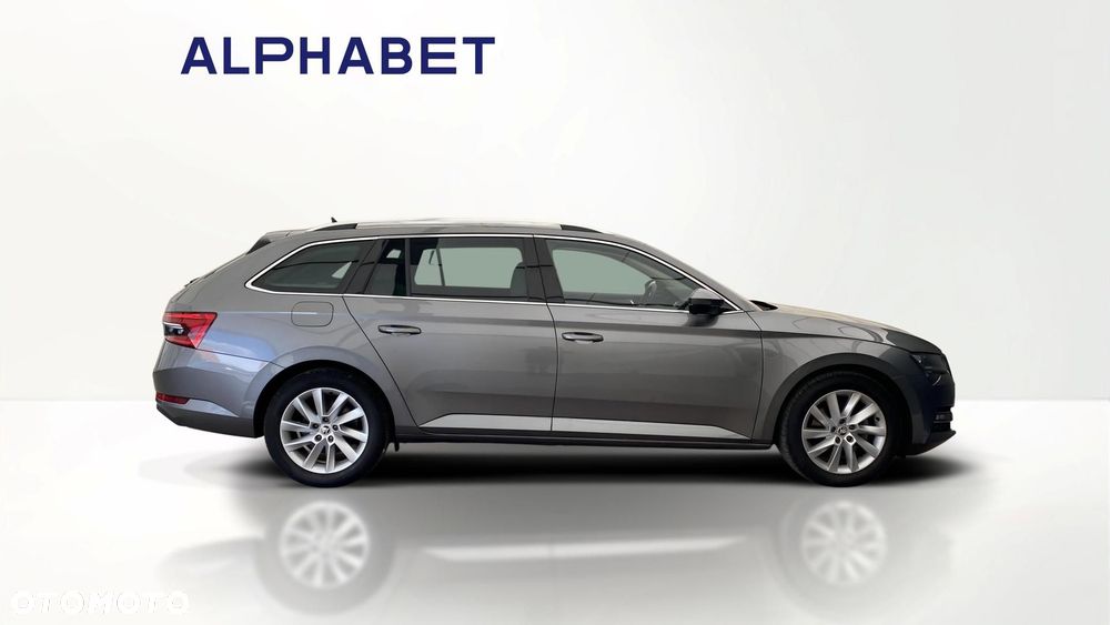 Skoda Superb 2.0 TDI SCR 4x4 Style DSG - 6