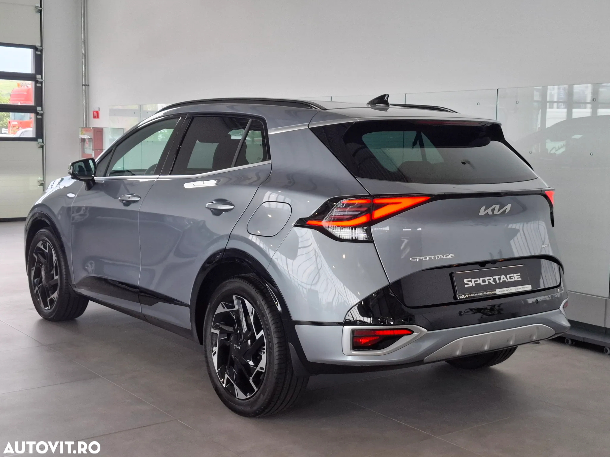 Kia Sportage 1.6 T-GDI 7DCT HP 4x2 GT Line - 3