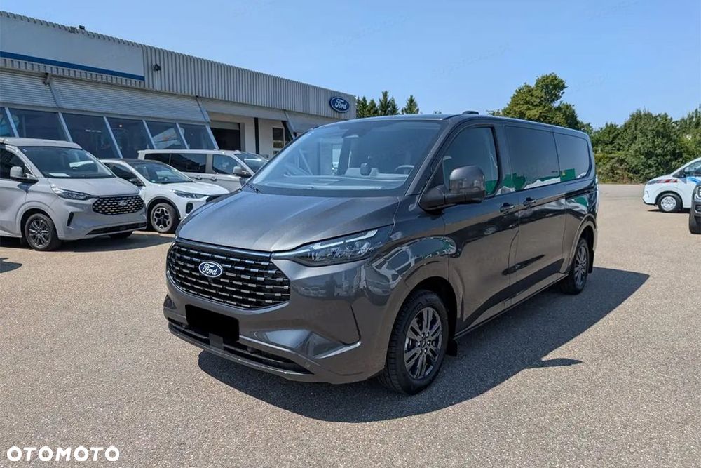 Ford Tourneo Custom 2026 photo 4