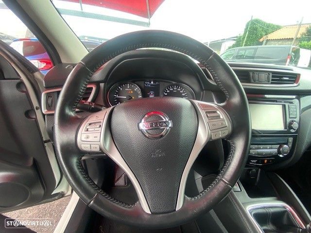 Nissan Qashqai 1.5 dCi Tekna - 8