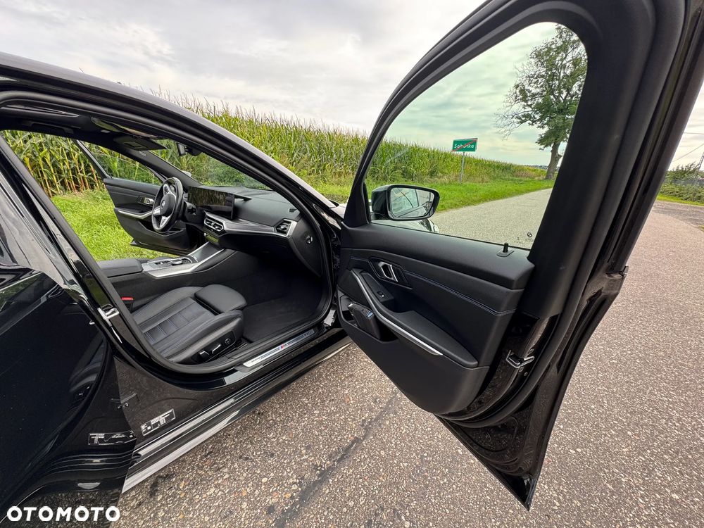 BMW Seria 3 320d xDrive mHEV M Sport Edition sport - 21