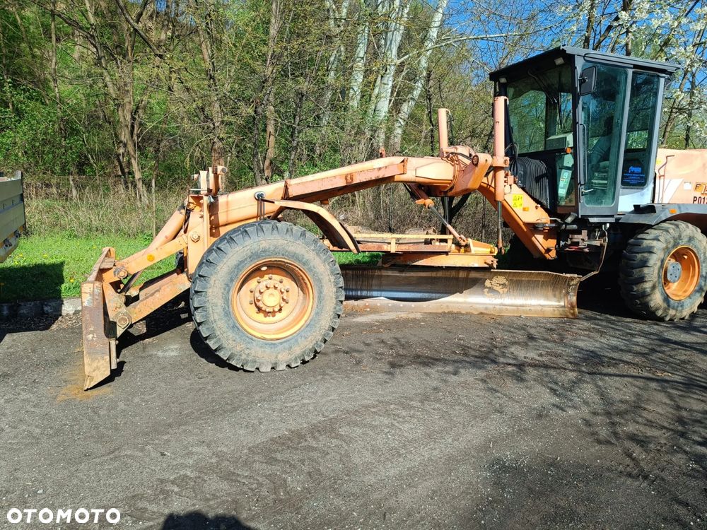 New Holland F 156.6A - 1