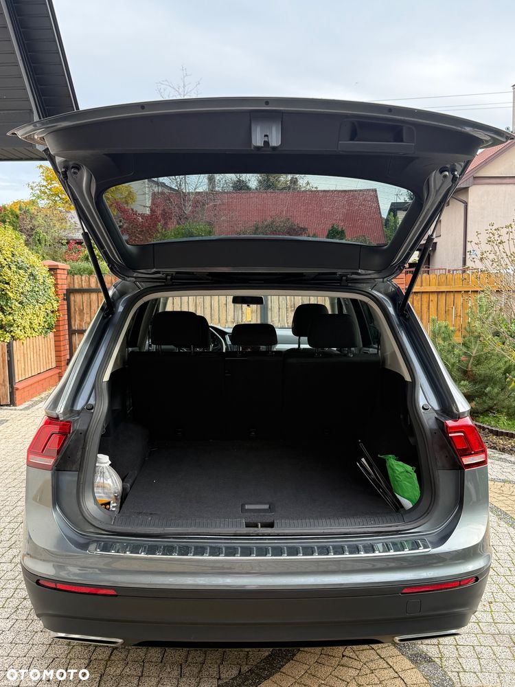Volkswagen Tiguan - 9