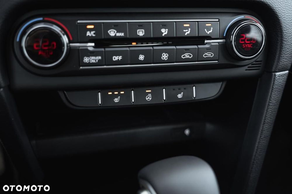 Kia XCeed - 22