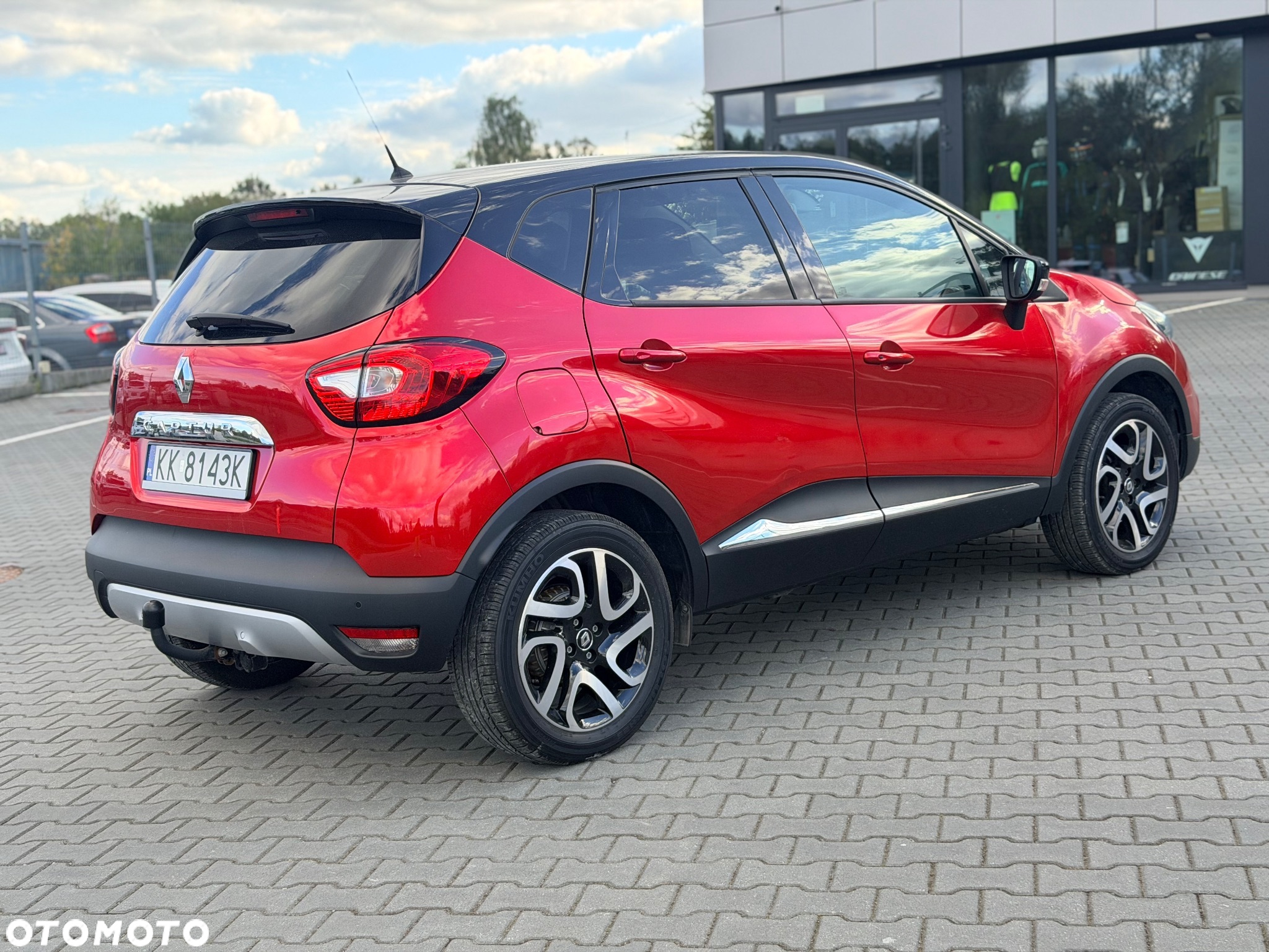 Renault Captur 1.2 TCe Helly Hansen EDC - 4