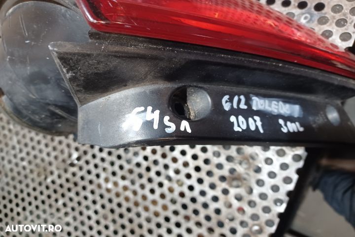 Lampa / Tripla stop dreapta pe aripa 5P5945096B Seat Toledo 3 - 5P [2 - 3