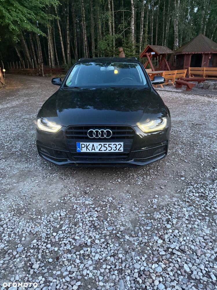 Audi A4 Avant 2.0 TDI DPF clean diesel multitronic S line Sportpaket - 1