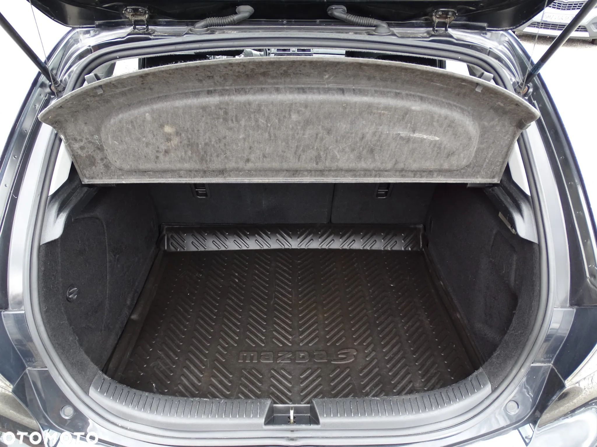 Mazda 3 - 12