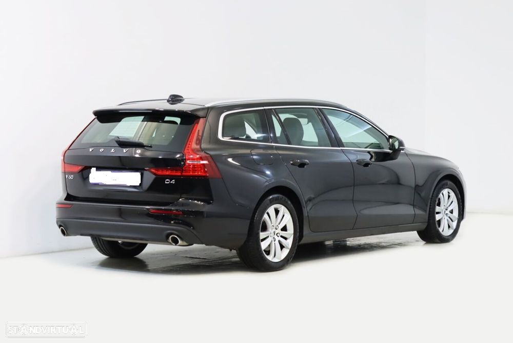 Volvo V60 2.0 D4 Momentum Plus Geartronic - 8