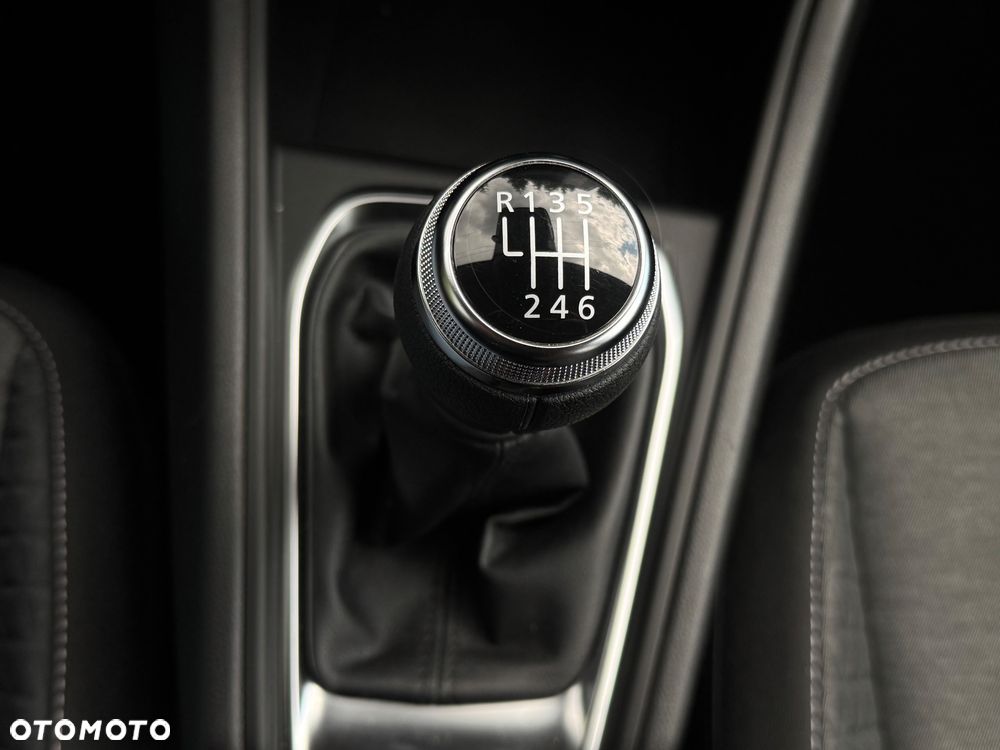 Renault Captur TCe 100 EXPERIENCE - 16