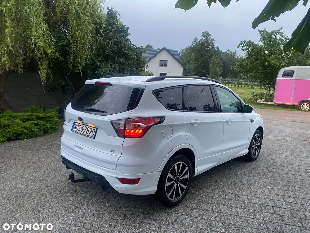 Ford Kuga 2.0 TDCi 2x4 ST-Line - 4