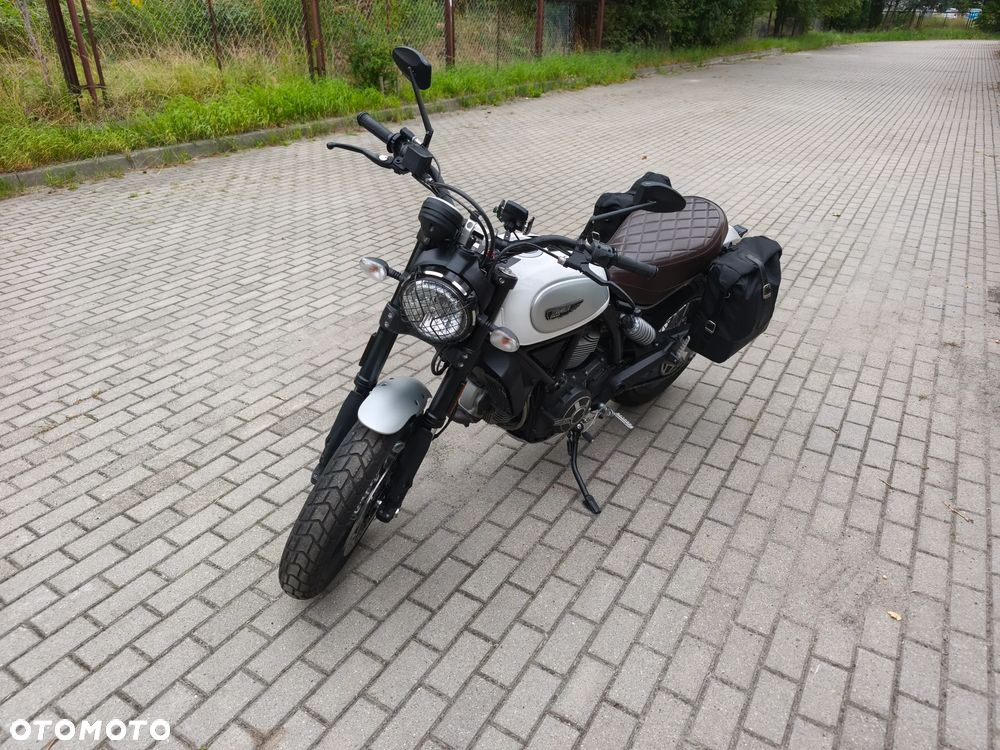 Ducati Scrambler - 1
