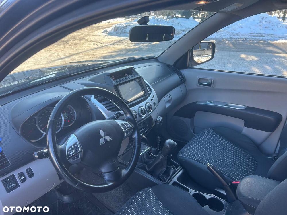 Mitsubishi L200 Pick Up 4x4 Intense Double Cab - 16