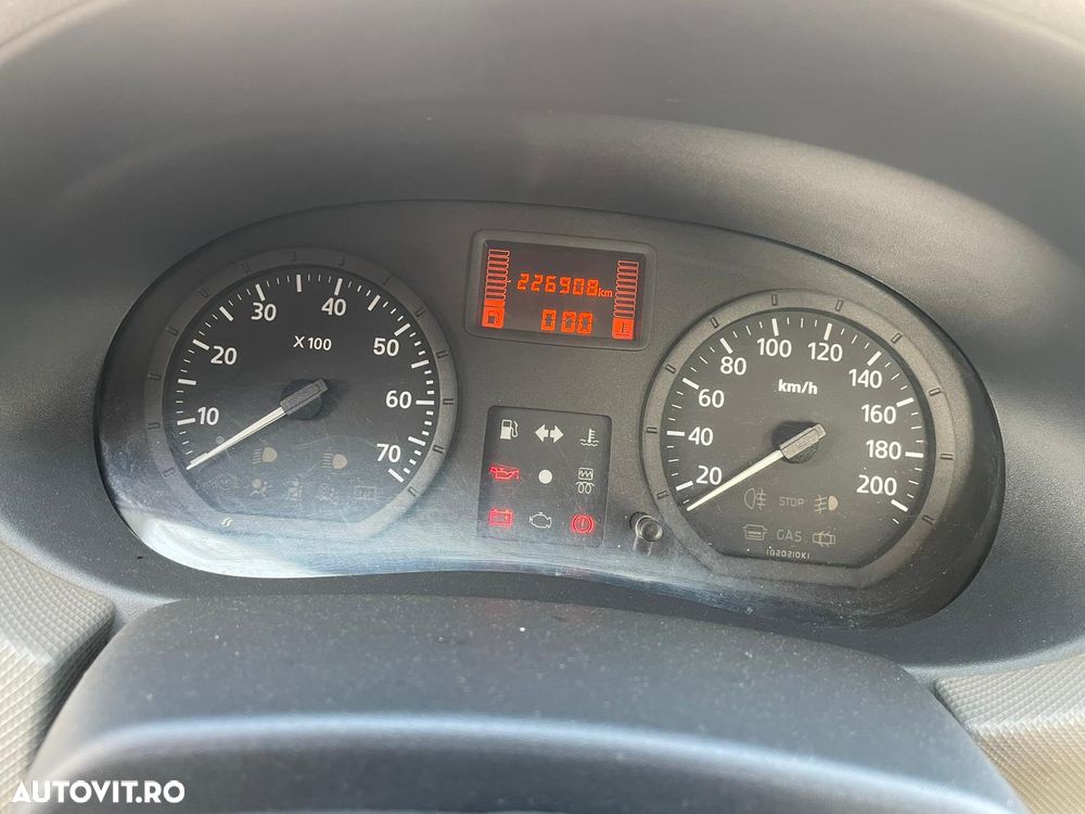 Dacia Logan 1.4 MPI - 6