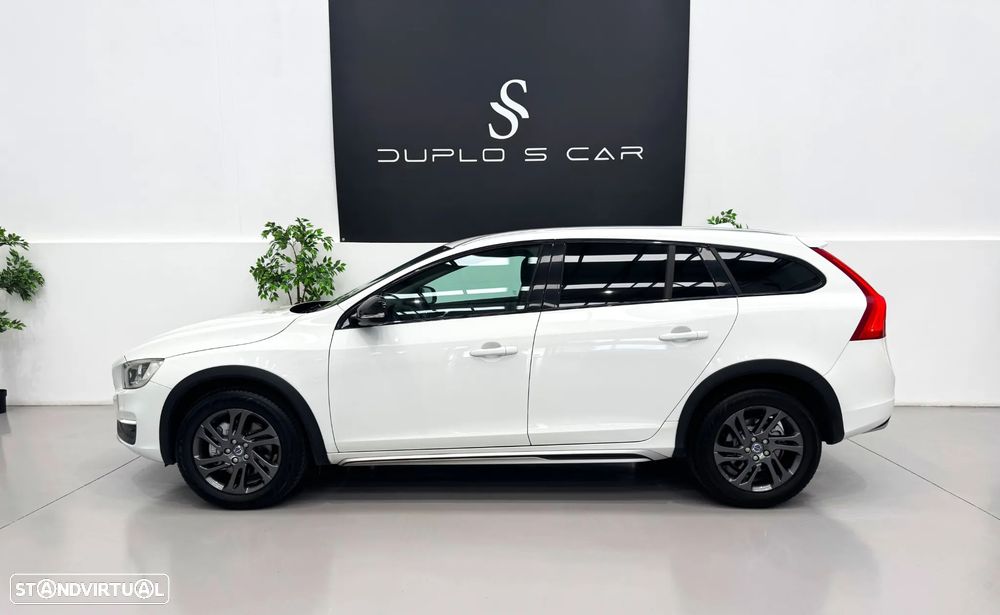 Volvo V60 2.0 D4 Momentum - 2