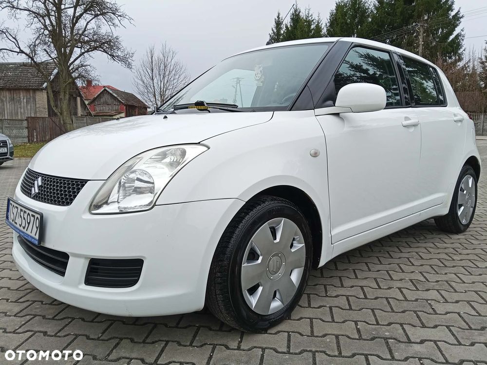 Suzuki Swift 1.3 Black and White - 2