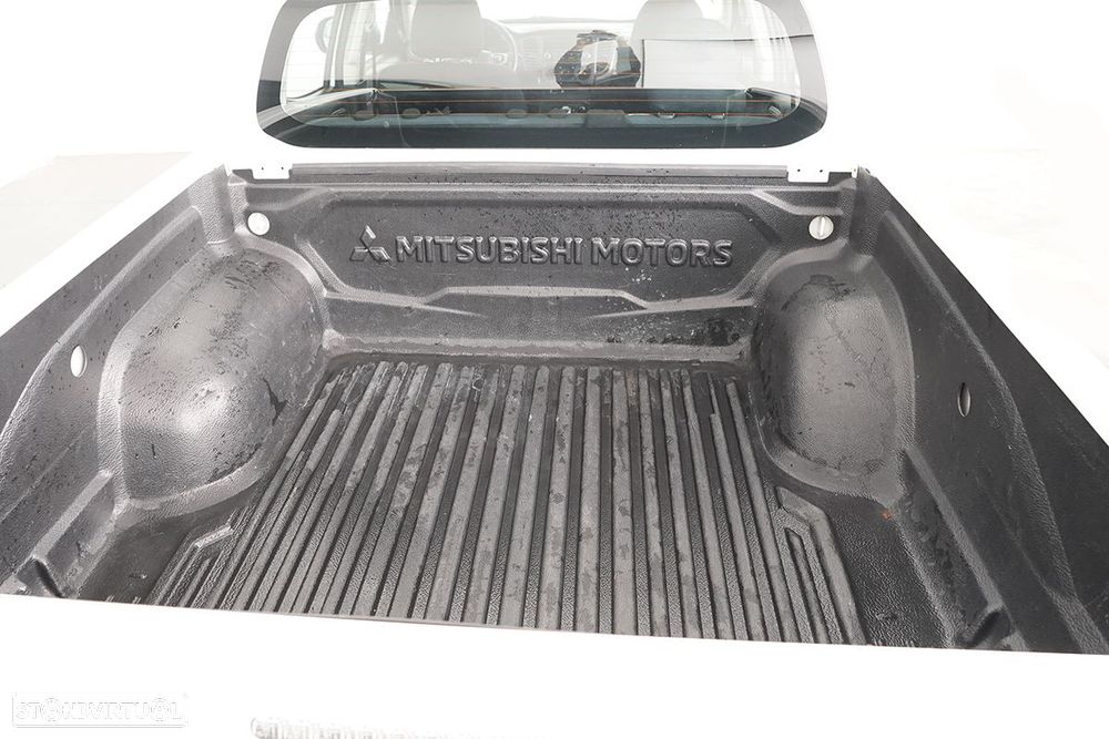 Mitsubishi L200 2.3 DI-D Strakar Space Cab Intense 4WD - 25