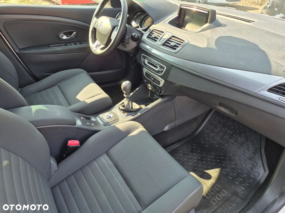 Renault Megane ENERGY TCe 115 Start & Stop LIMITED - 19