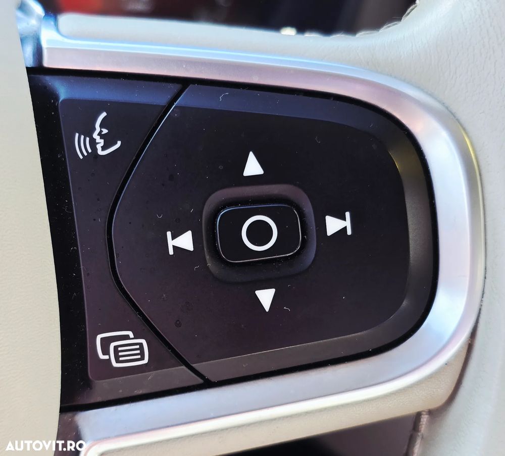 Volvo XC 60 T8 Twin Engine AWD Momentum - 15