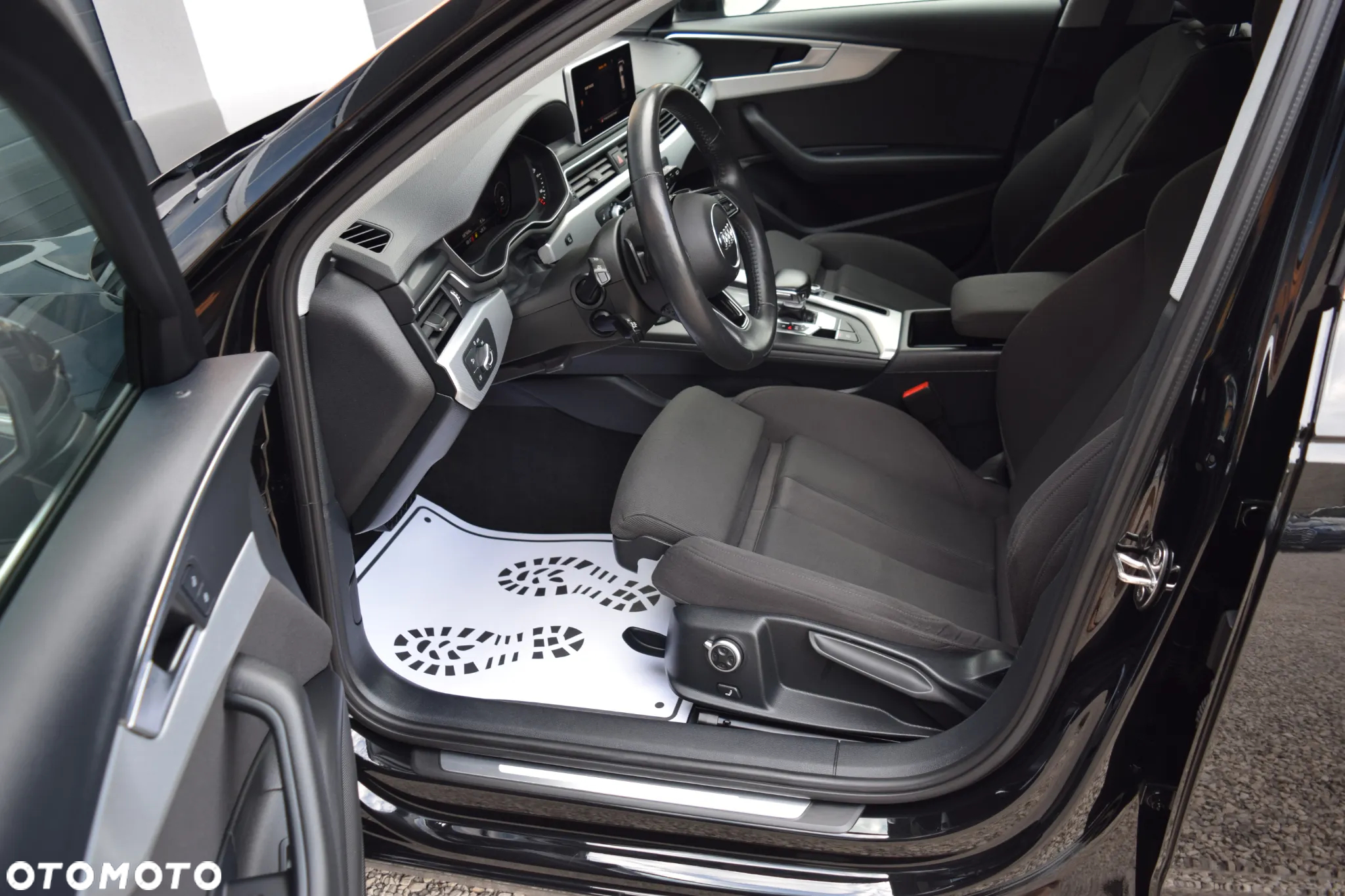 Audi A4 2.0 TDI Sport S tronic - 19