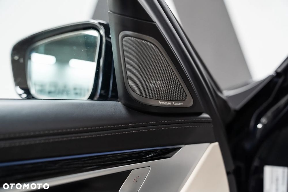BMW Seria 7 750d xDrive sport - 28