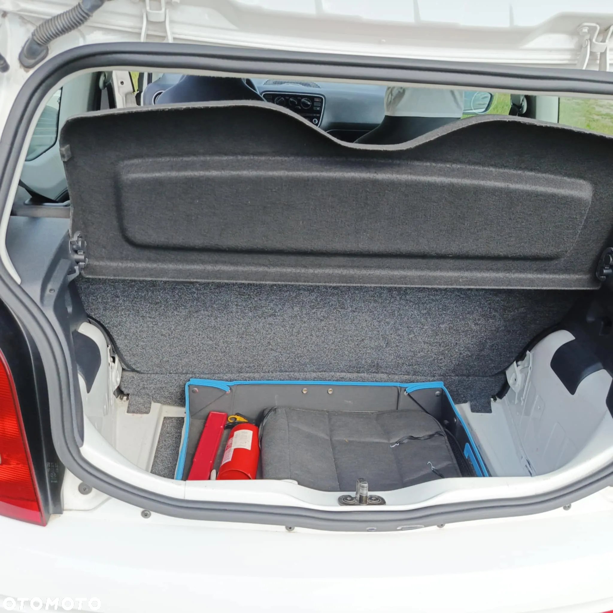 Volkswagen up! - 10