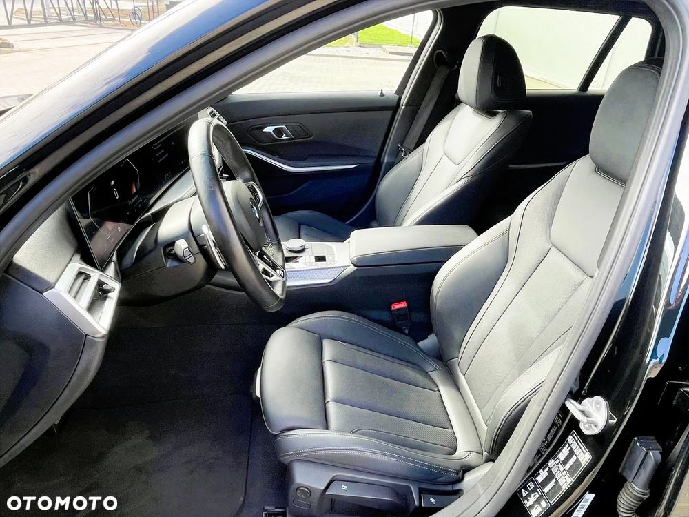 BMW Seria 3 320d xDrive MHEV M Sport sport - 30