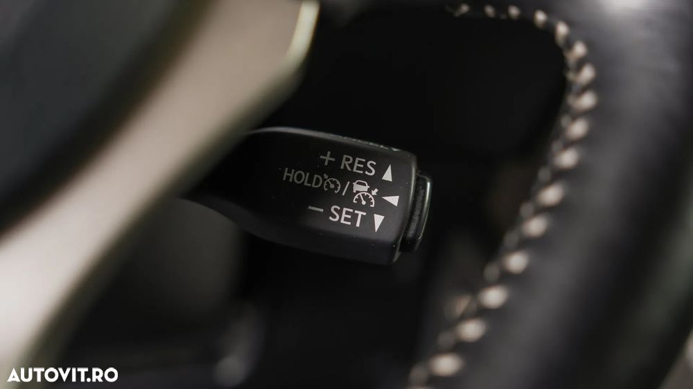 Lexus Seria NX 300h FWD Business - 25