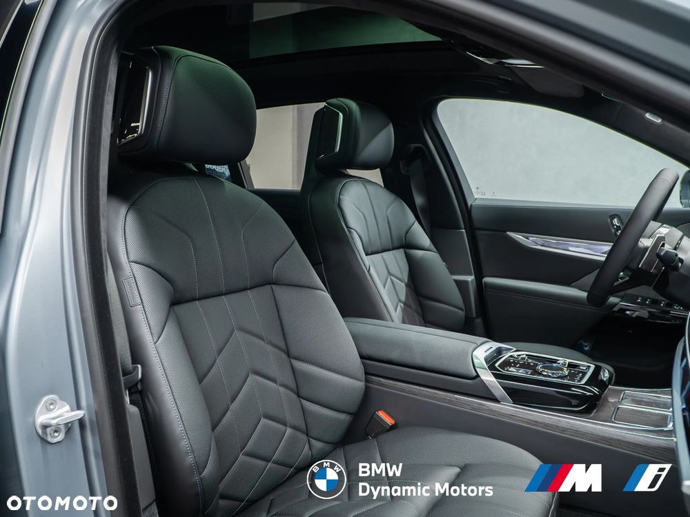 BMW Seria 7 740d xDrive - 22