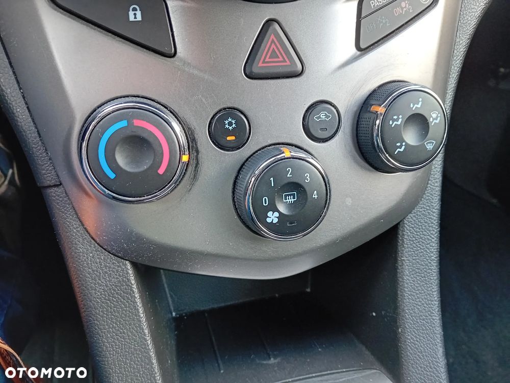 Chevrolet Aveo 1.2 LT+ - 16