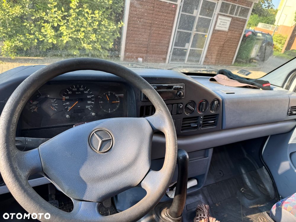 Mercedes-Benz Sprinter - 5