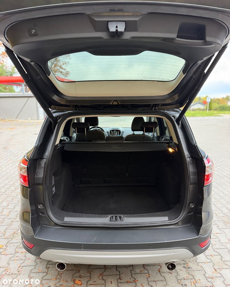 Ford Kuga - 34