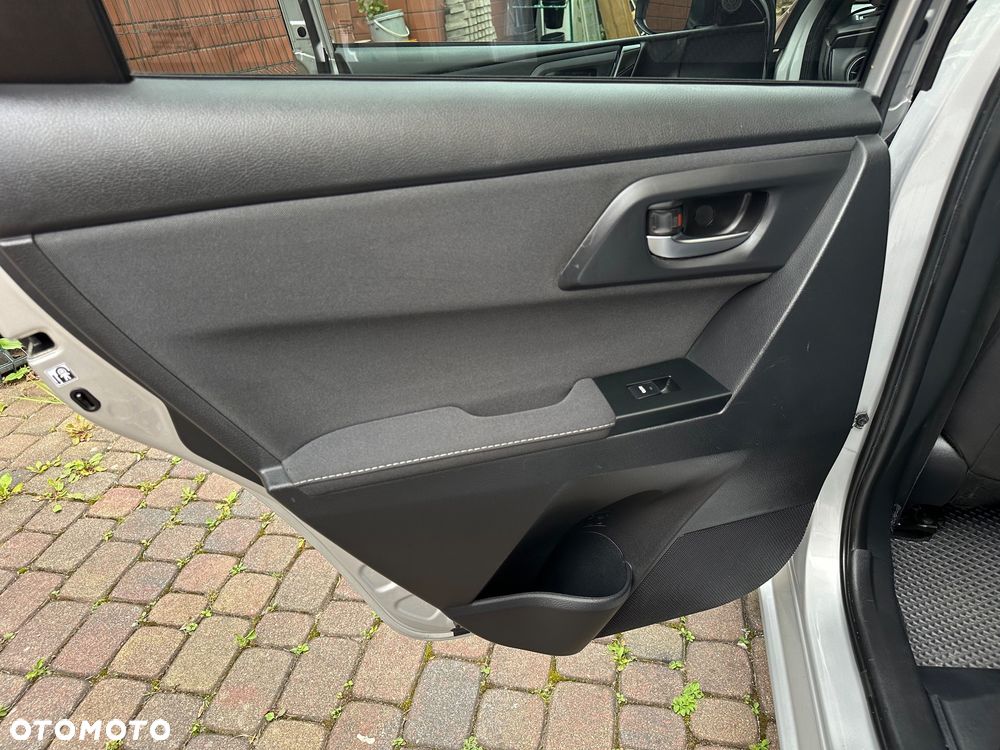 Toyota Auris - 14