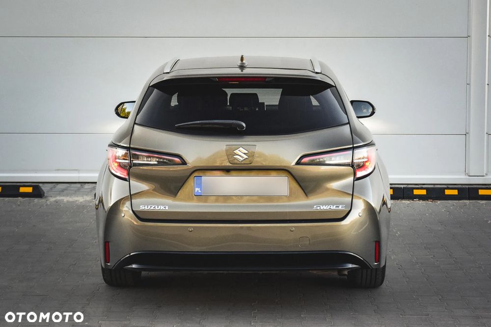 Suzuki Swace 1.8 Hybrid Premium Plus CVT - 14