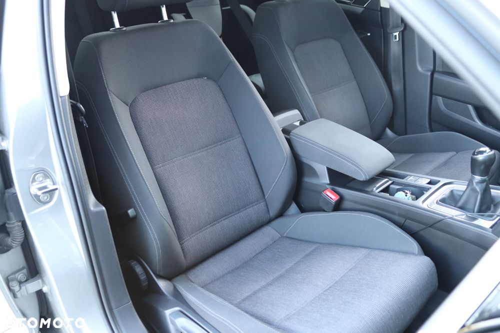 Volkswagen Passat 1.6 TDI BMT Comfortline - 2