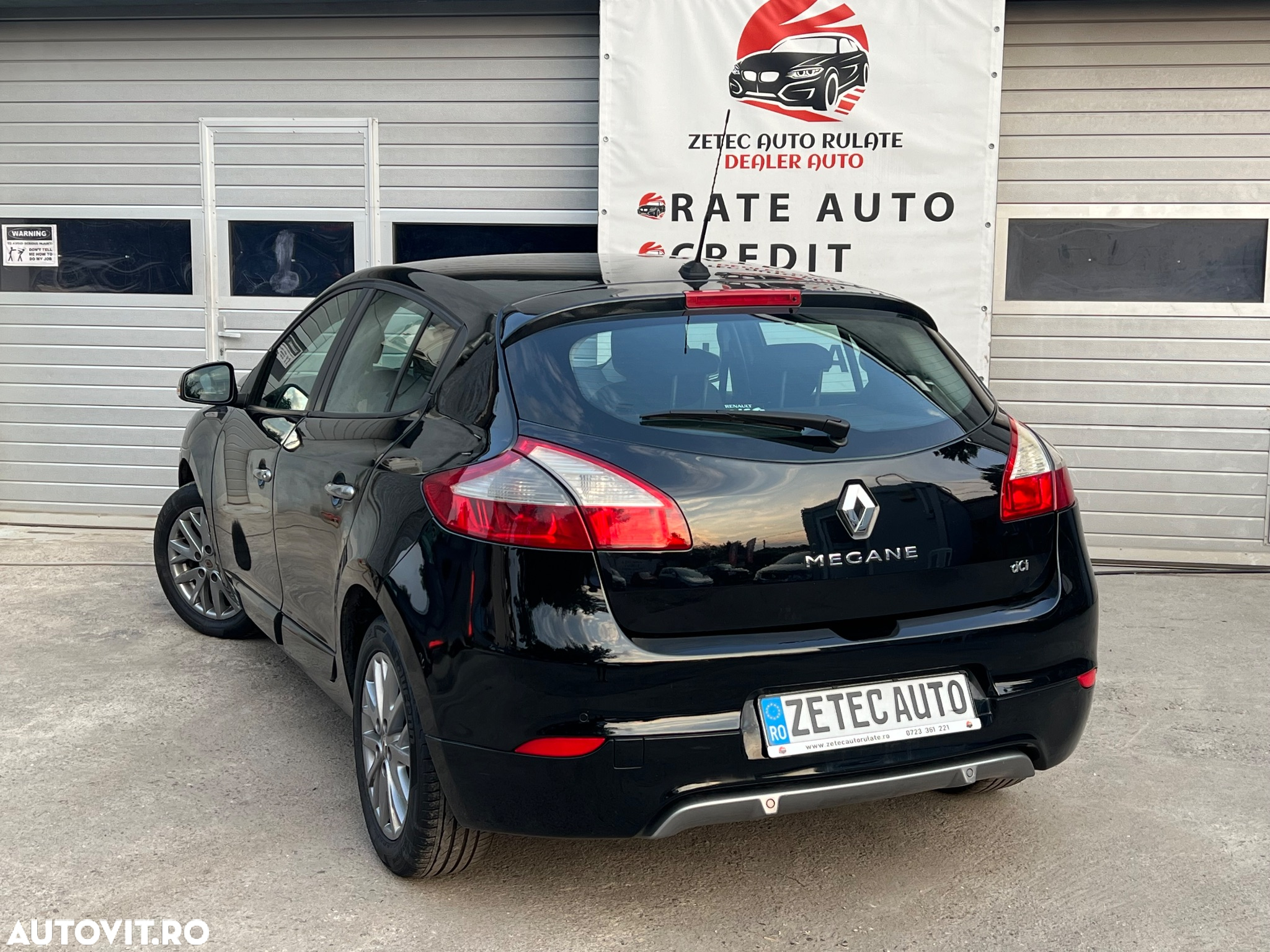 Renault Megane ENERGY dCi 110 GT LINE - 2