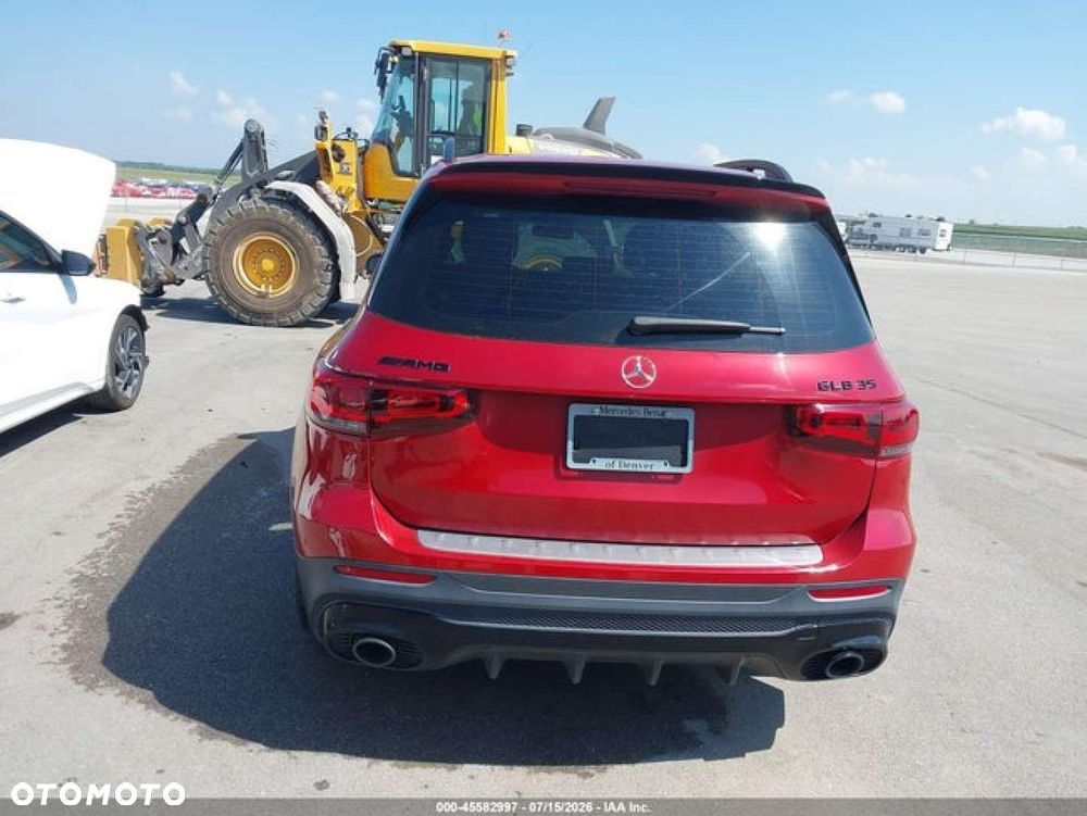 Mercedes-Benz GLB - 4