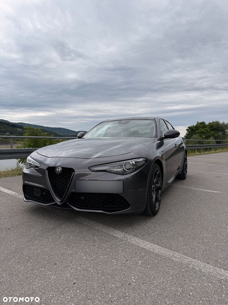 Alfa Romeo Giulia 2.2 AT8-Q4 Veloce Ti - 1