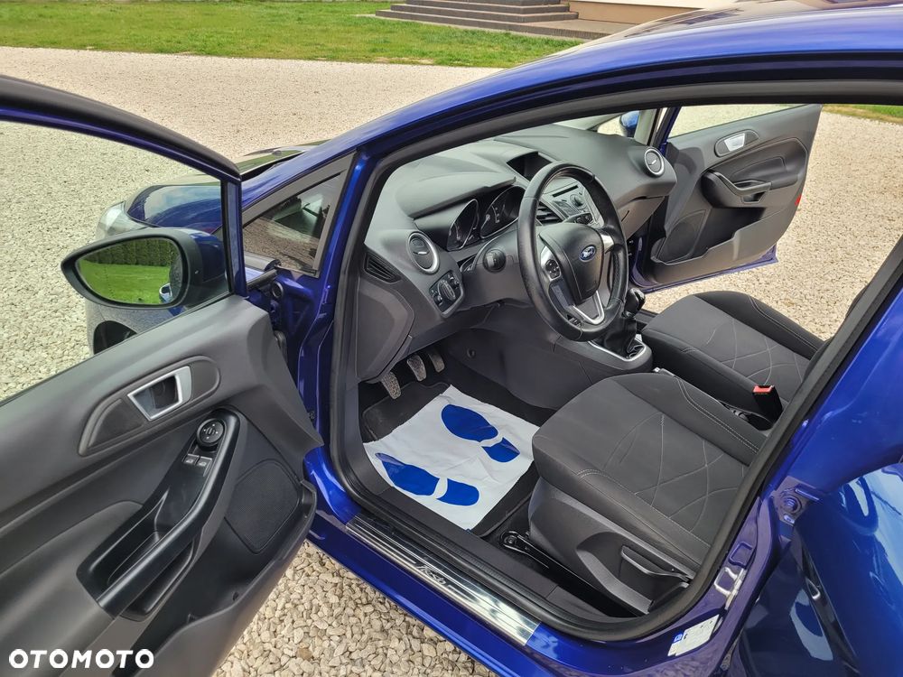 Ford Fiesta 1.25 Celebration - 16
