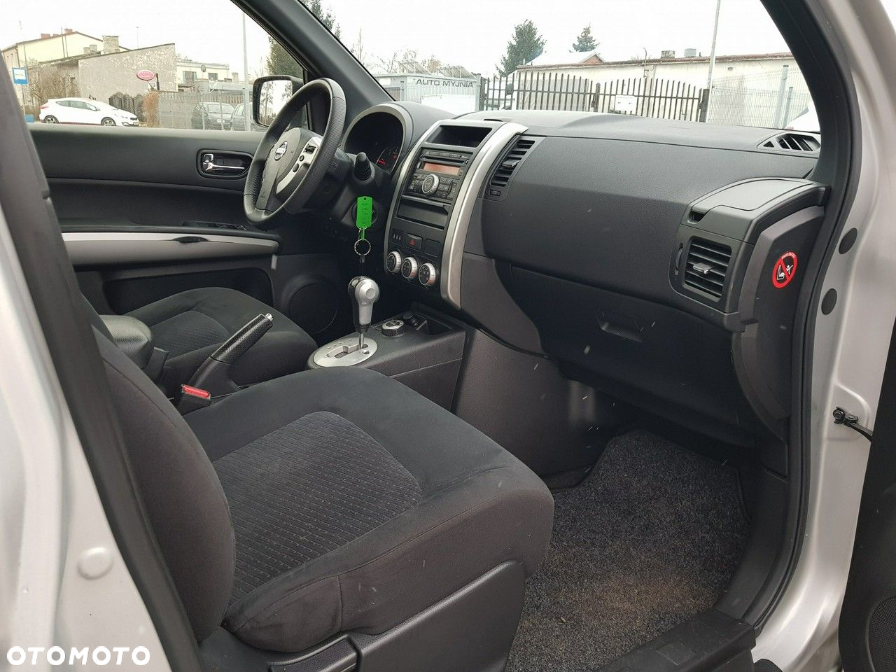 Nissan X-Trail - 16