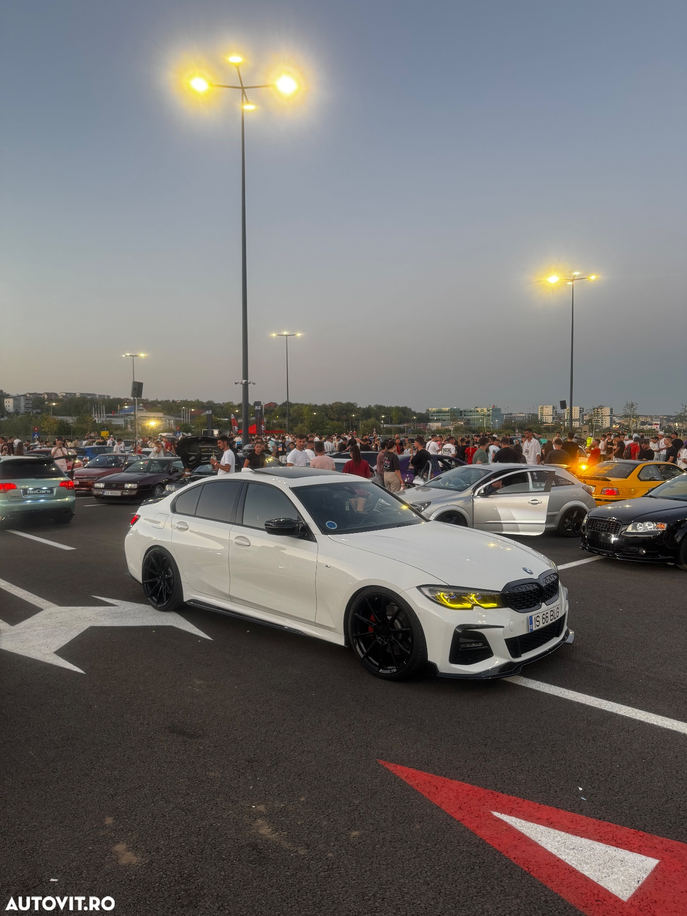 BMW Seria 3 330i AT M Sport - 16