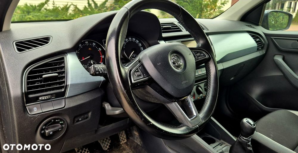 Skoda Fabia 1.2 TSI Active - 6