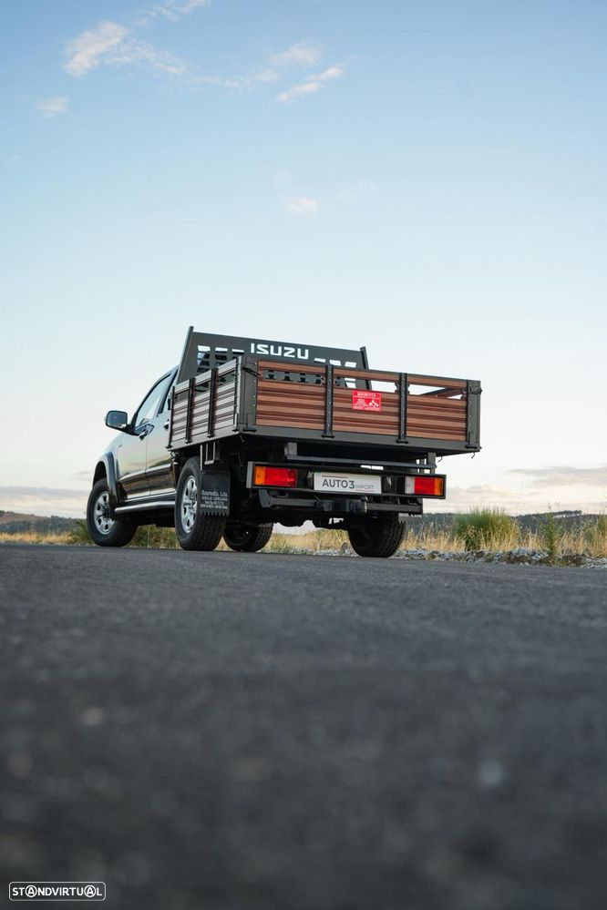 Isuzu D-Max 4x4 Cabine Dupla Custom - 2