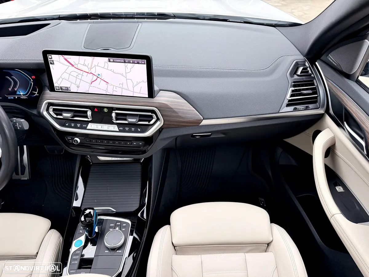 BMW iX3 Inspiring - 11