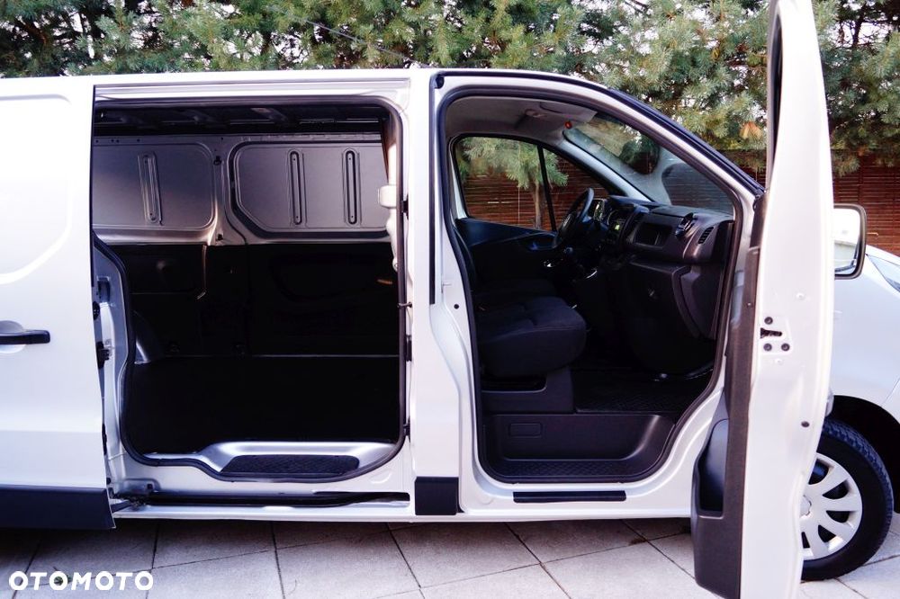 Opel Vivaro CDTI Long Salon Pl Bogata Opcja Faktura Vat Super Stan - 8